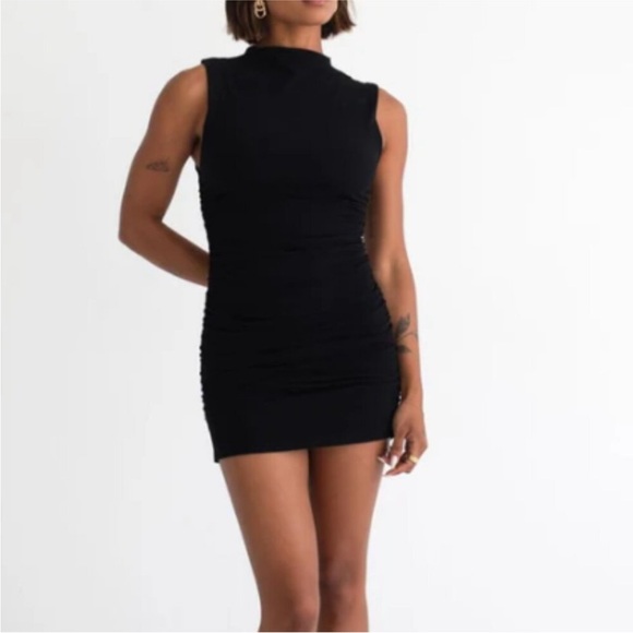 Rumored Minimalist Sleeveless Mini Dress in Black XS - Picture 12 of 12